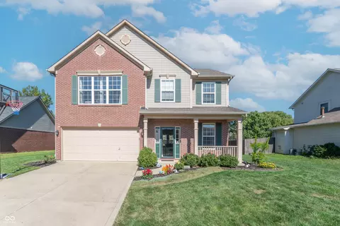 1030 Fountain Grass Dr, Greenwood, IN 46143