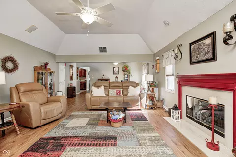 Living - 269 Andrews Boulevard East Dr, Plainfield, IN 46168 photo 1 of 1