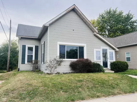 806 S Harrison St, Alexandria, IN 46001