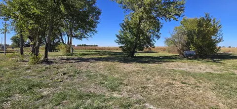 8762 W 400 S, Tipton, IN 46072