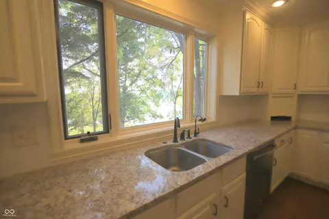 Kitchen - 10573 E 116th St, Fishers, IN 46037 photo 3 of 4