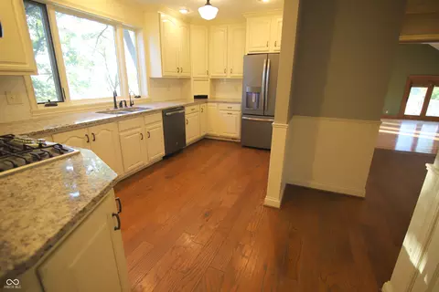 Kitchen - 10573 E 116th St, Fishers, IN 46037 photo 1 of 4
