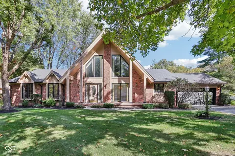 7204 W Christian Dr, New Palestine, IN 46163
