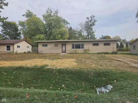 1013 W Auman Dr, Carmel, IN 46032