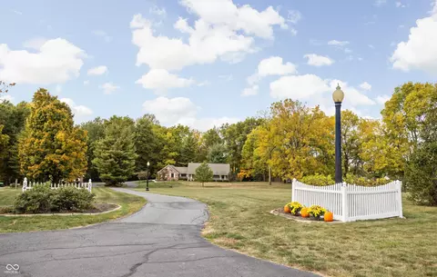 554 Sycamore Ln, Danville, IN 46122
