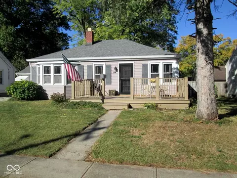 114 S Jefferson St, Brownsburg, IN 46112