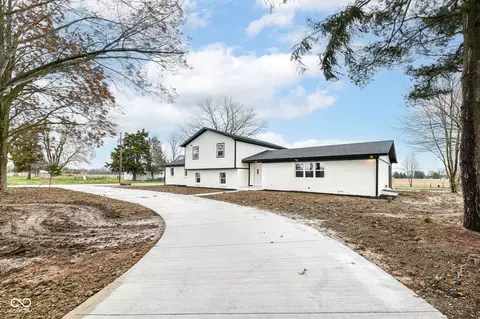 6015 S State Road 75, Coatesville, IN 46121