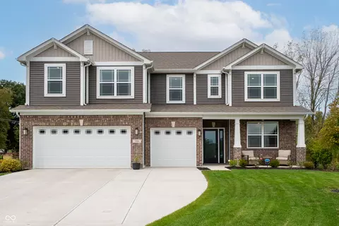 7686 Rolling Green Dr, Plainfield, IN 46168