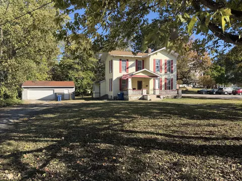 211 S Bloomington St, Greencastle, IN 46135