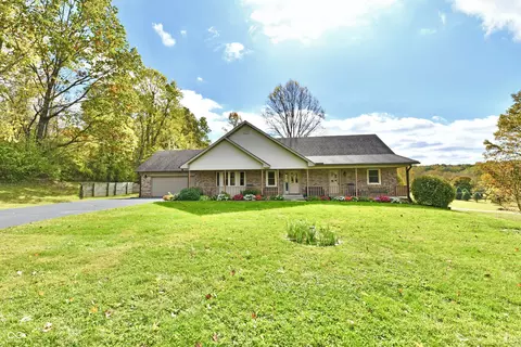 9221 N Stanley Dr, Mooresville, IN 46158