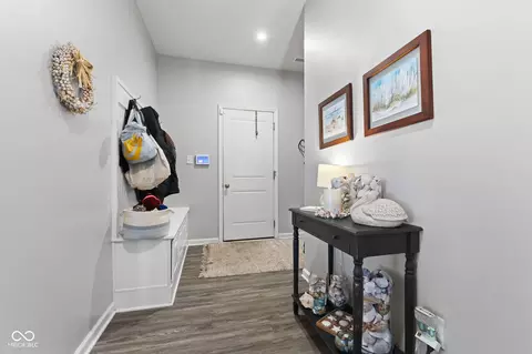 Entry Way - 7255 Martock Dr, Plainfield, IN 46168 photo 3 of 4
