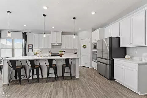 Kitchen - 7255 Martock Dr, Plainfield, IN 46168 photo 4 of 4