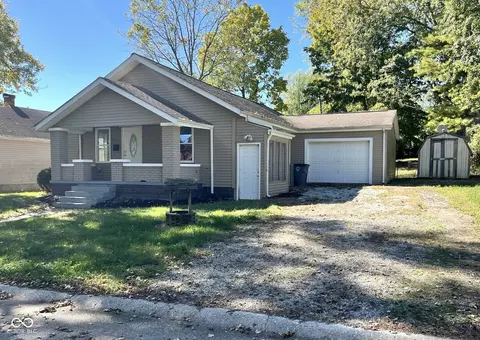 1015 N Blish St, Seymour, IN 47274