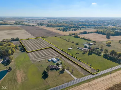 1592 S 5 S State Rd 13, Lapel, IN 46051