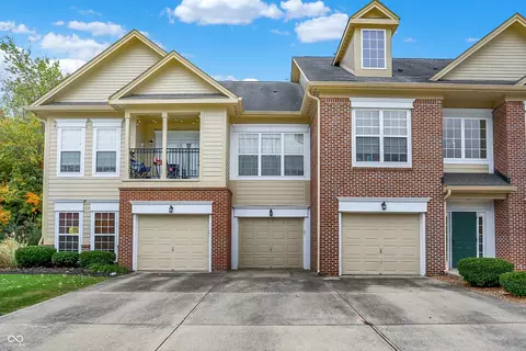 1597 Lacebark Dr #K, Greenwood, IN 46143