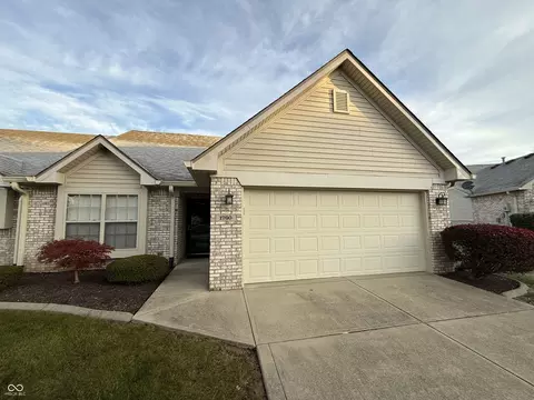 1760 Grindstone Ct, Greenfield, IN 46140