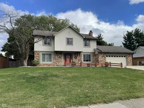 1513 Sherwood Dr, Greenfield, IN 46140