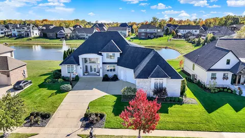 14395 Brooks Edge Ln, Fishers, IN 46040