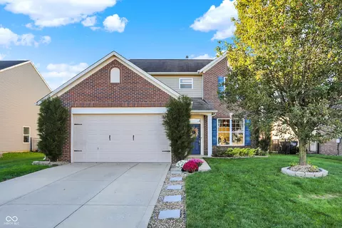 523 Genisis Dr, Whiteland, IN 46184