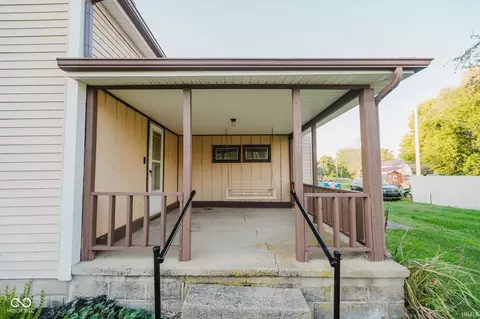 208 Washington St, Dunreith, IN 47337 photo 5