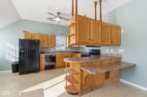 Kitchen - 9694 S State Road 9, Pendleton, IN 46064 photo 7 of 7