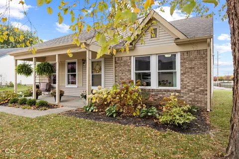 9853 Traditions Ln, Noblesville, IN 46060