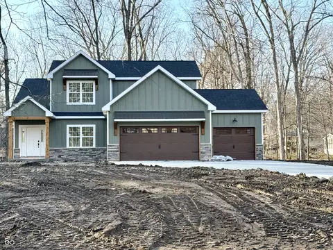 1549 W Forest Rd, Crawfordsville, IN 47933