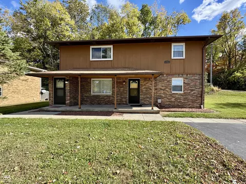 1117 Valley View Dr, Plainfield, IN 46168