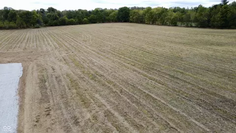 00 1050 County Rd S, Pendleton, IN 46202 photo 5