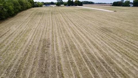 00 1050 County Rd S, Pendleton, IN 46202 photo 7