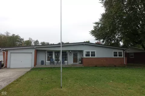 338 Redwood Dr, Seymour, IN 47274