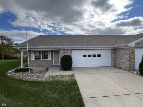 5717 Spring Mist Cir, Indianapolis, IN 46237