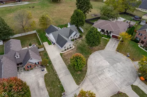 View/Area - 1227 Pendle Hill Ave, Pendleton, IN 46064 photo 1 of 5