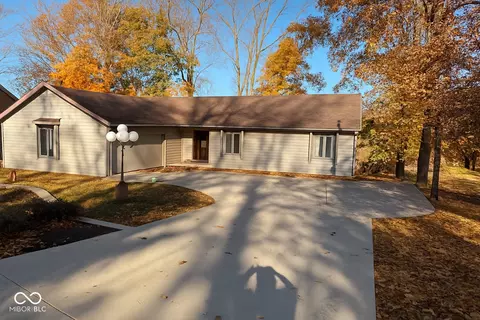 3430 W Wellington Blvd, Crawfordsville, IN 47933