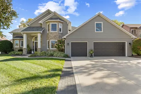 4249 Moss Ridge Ct, Indianapolis, IN 46237