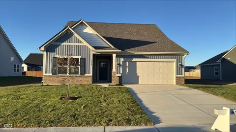 1546 Cecil Ln, Franklin, IN 46131