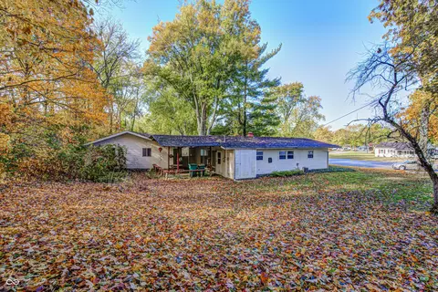 Exterior - 60 Pike Pl, Plainfield, IN 46168 photo 8 of 9