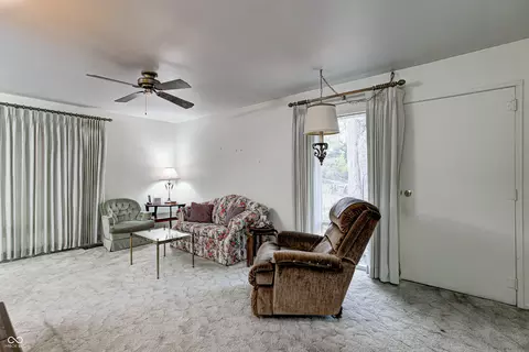 Living - 60 Pike Pl, Plainfield, IN 46168 photo 1 of 2
