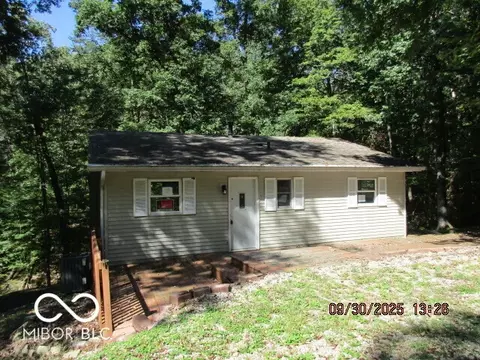 6426 Badger Dr, Nineveh, IN 46164