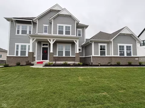 15903 Bellows Ave, Fishers, IN 46040