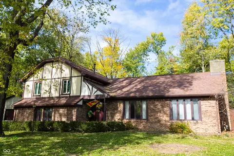 620 E Mckay Rd, Shelbyville, IN 46176