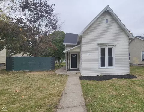 610 E Pike St, Crawfordsville, IN 47933