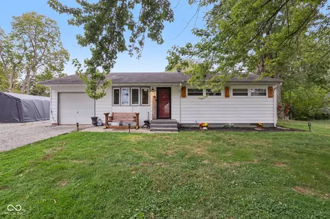 1690 Cardinal Ln, Shelbyville, IN 46176