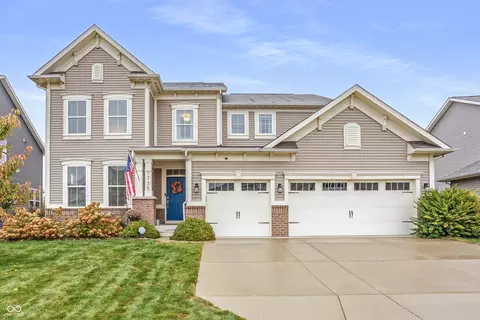 7735 Tanager Ct, Zionsville, IN 46077