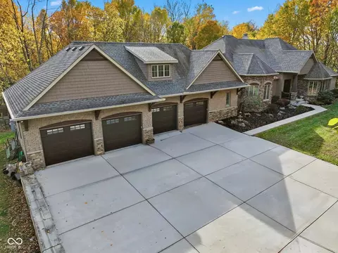 8653 E 125 S, Zionsville, IN 46077