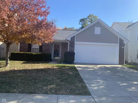 14974 Alysheba Dr, Noblesville, IN 46060