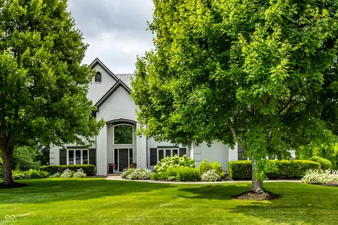 1363 Clay Spring Dr, Carmel, IN 46032