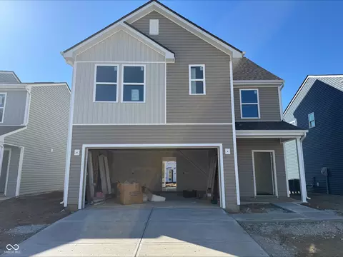 1981 Stella Rock Ct, Columbus, IN 47201