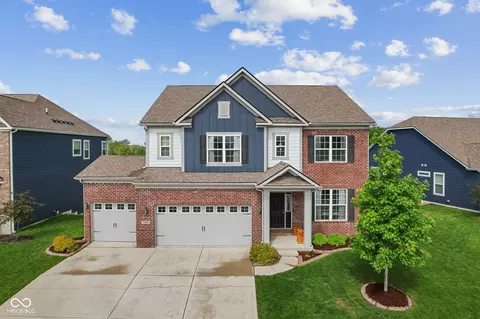 3948 Saddle Club South Pkwy, Bargersville, IN 46106