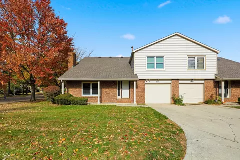 9211 Cinnebar Dr, Indianapolis, IN 46268